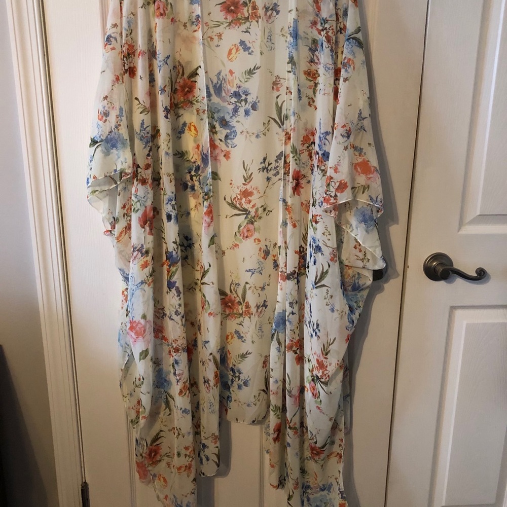 Floral Kimono Size 4x-5x